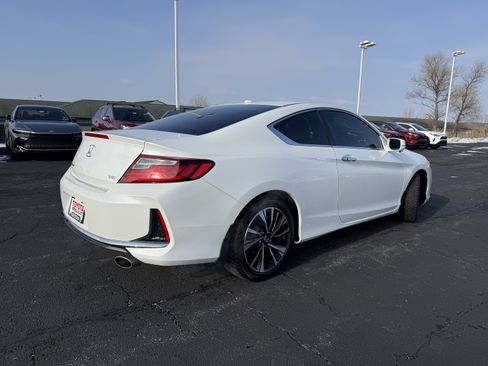 Used 2017 Honda Accord EX-L image 9