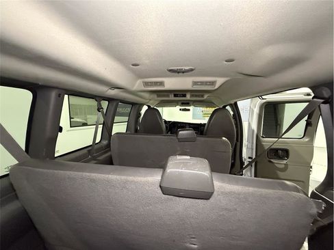 Used 2014 Chevrolet Express 2500 LS image 26