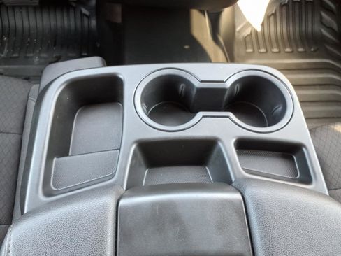 Used 2024 GMC Sierra 2500 SLE w/ SLE Convenience Package image 17