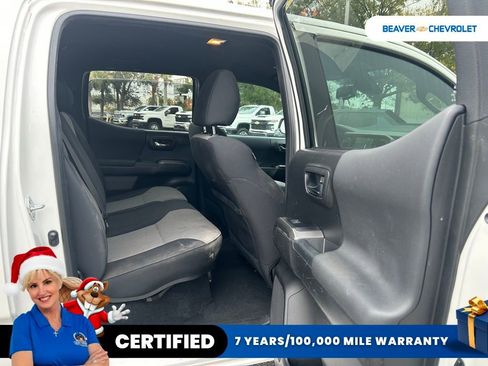 Used 2023 Toyota Tacoma TRD Off-Road image 7