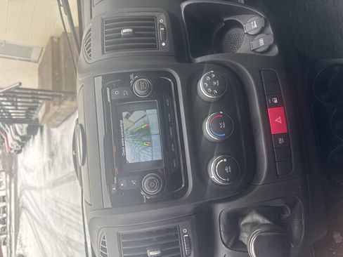 Used 2017 RAM ProMaster 3500 image 13