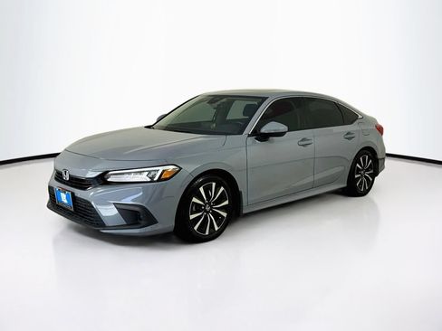 Used 2024 Honda Civic EX image 3