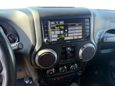 Used 2016 Jeep Wrangler Unlimited Sport w/ Quick Order Package 24S image 12