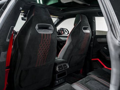 Used 2024 Lamborghini Urus Performante image 32