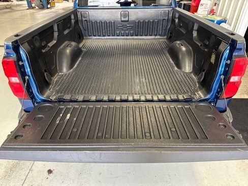 Used 2019 Chevrolet Silverado 1500 LT w/ All Star Edition RWD image 10