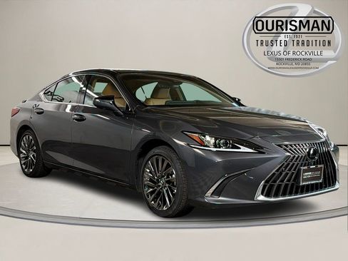 Used 2025 Lexus ES 300h w/ Technology Package image 1
