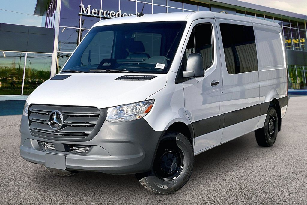 New 2026 Mercedes-Benz Sprinter 2500 image 2