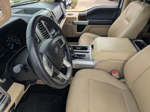 Used 2015 Ford F150 Lariat w/ Equipment Group 501A Mid image 23