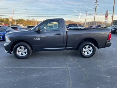 Used 2016 RAM 1500 Express RWD image 5