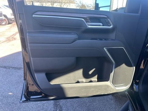 New 2026 Chevrolet Silverado 3500 LT w/ Trail Boss Package image 11