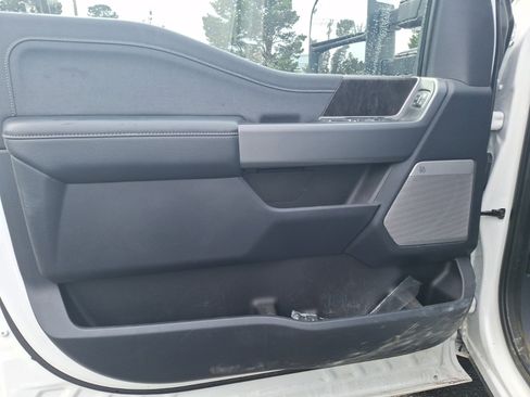 Used 2023 Ford F250 Lariat w/ Lariat Ultimate Package image 9