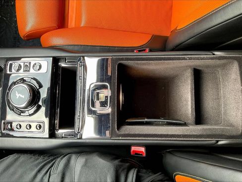Used 2020 Rolls-Royce Cullinan Black Badge AWD/4WD image 15