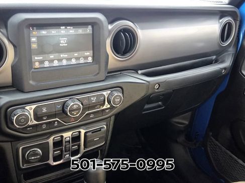 Used 2023 Jeep Gladiator Sport AWD/4WD image 30