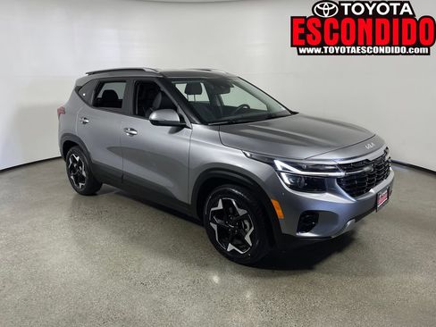 Used 2025 Kia Seltos S FWD image 1
