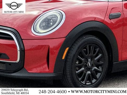 Used 2022 MINI Cooper 4-Door Hardtop FWD image 10