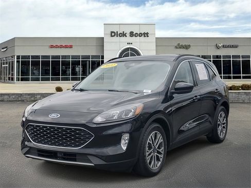 Used 2022 Ford Escape SEL image 2