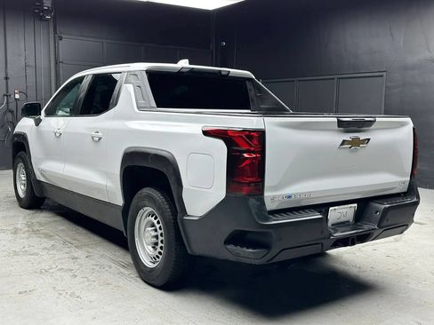 Used 2024 Chevrolet Silverado EV W/T AWD/4WD image 5
