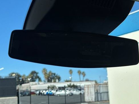 Used 2025 Chevrolet Silverado 2500 LT w/ Convenience Package image 25