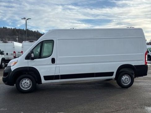 Used 2023 RAM ProMaster 2500 image 4