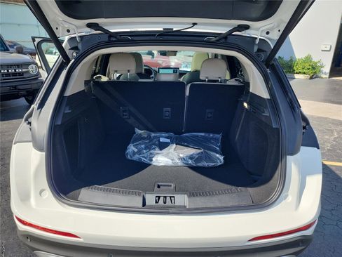 New 2026 Lincoln Corsair Reserve image 23