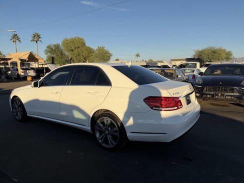 Used 2014 Mercedes-Benz E 350 Sedan image 7
