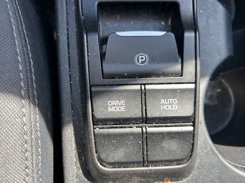 Used 2020 Hyundai Tucson SE image 15