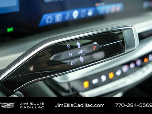 Used 2024 Cadillac Lyriq Sport RWD image 16
