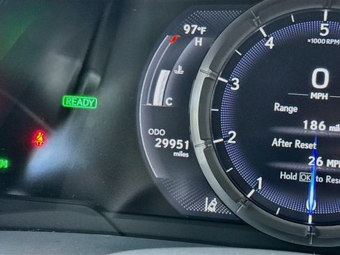 Used 2024 Lexus ES 300h F Sport FWD image 8