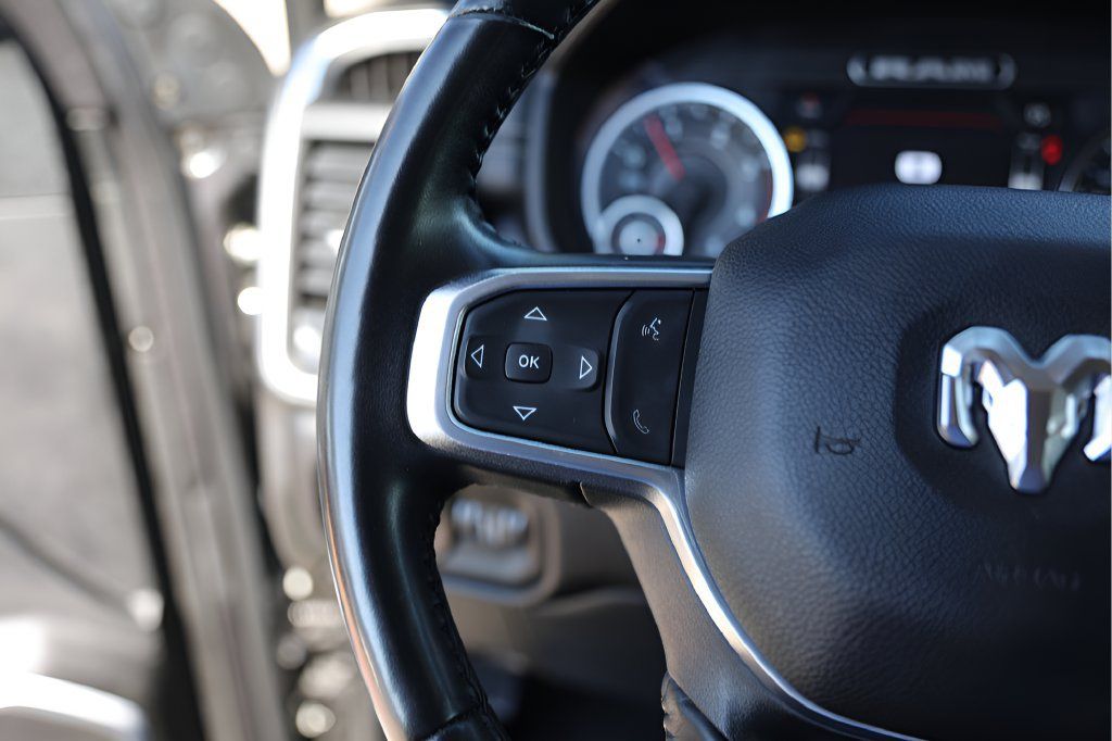 Used 2024 RAM 2500 Laramie AWD/4WD image 17