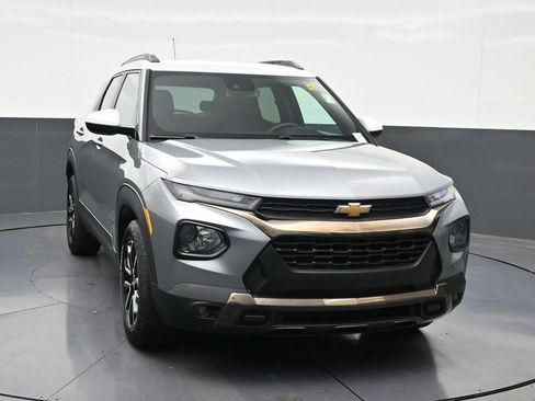 Used 2023 Chevrolet TrailBlazer ACTIV w/ Convenience Package FWD image 8