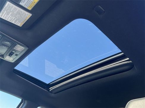 Used 2019 Toyota Tacoma TRD Off-Road image 21