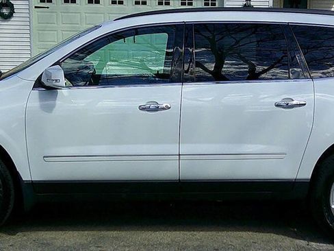 Used 2017 Chevrolet Traverse Premier image 7