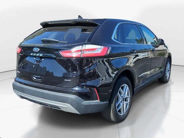 Used 2023 Ford Edge SEL w/ Convenience Package AWD/4WD image 3