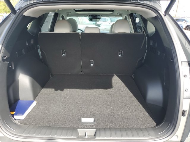 New 2026 Hyundai Tucson Limited FWD image 8