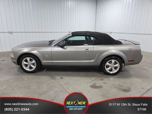 Used 2009 Ford Mustang Premium image 1