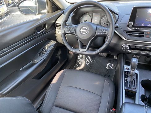 Certified 2025 Nissan Altima 2.5 S image 14