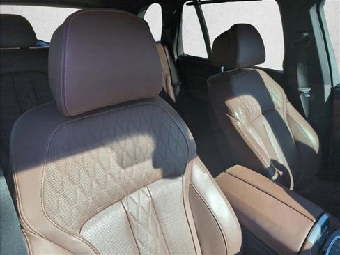 Used 2019 BMW X5 xDrive40i w/ M Sport Package image 25