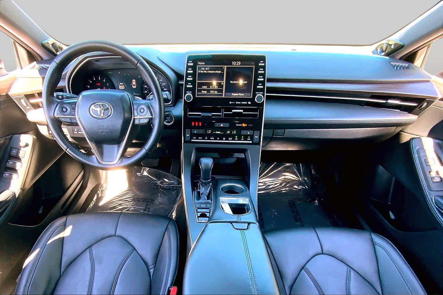 Used 2019 Toyota Avalon XLE w/ Moonroof Package FWD image 16