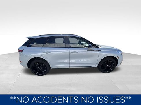 Used 2025 Lincoln Corsair Reserve w/ Equipment Group 202A image 3