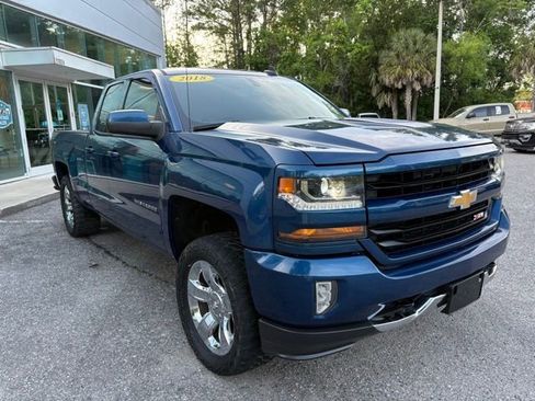 Used 2018 Chevrolet Silverado 1500 LT w/ All Star Edition AWD/4WD image 7
