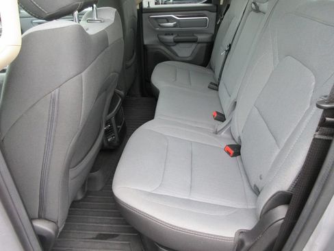 Used 2020 RAM 1500 Big Horn AWD/4WD image 17