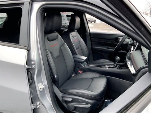 Used 2023 Jeep Compass Trailhawk w/ Sun and Sound Group image 7