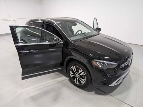 Certified 2025 Mercedes-Benz GLA 250 4MATIC image 16