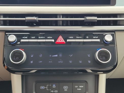 New 2026 Hyundai Tucson Limited FWD image 34