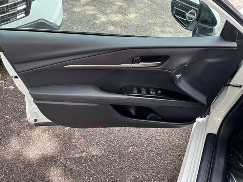 Used 2025 Toyota Camry LE FWD image 18