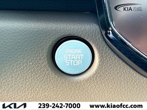 New 2026 Kia Carnival EX FWD image 37