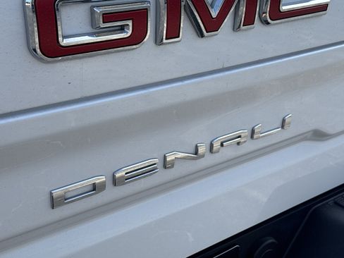 Used 2022 GMC Sierra 1500 Denali AWD/4WD image 15