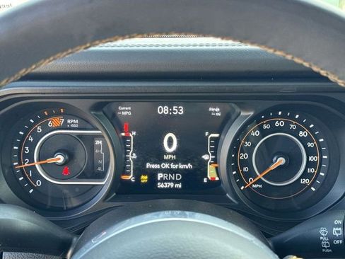 Used 2024 Jeep Wrangler Unlimited Sahara AWD/4WD image 17