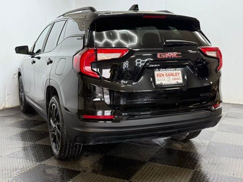 Certified 2023 GMC Terrain SLE w/ Driver Convenience Package image 8