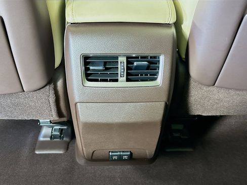 Used 2020 Lexus RX 450h AWD w/ Luxury Package image 28